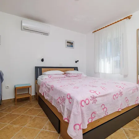 Insula Insule * Skrbcici