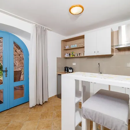 Insula Insule Skrbcici