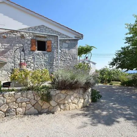 Apartment Insula Insule - Rustic & Peaceful *