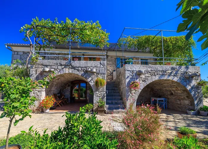 Insula Insule * Skrbčići